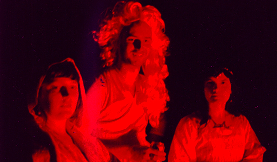http://www.brianechon.com/indexhibit/files/gimgs/18_halloween.jpg